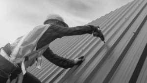 Read more about the article Roofing Contractor vs. General Handyman: Who Should You Trust with Your Roof?